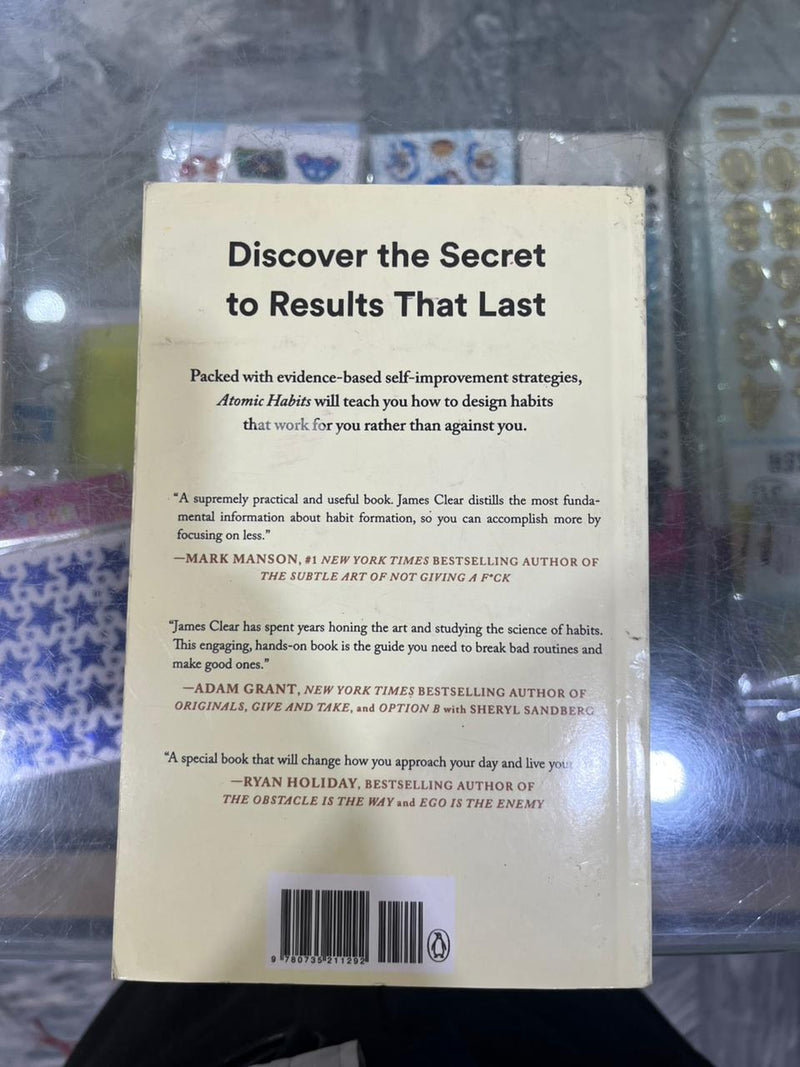 Atomic Habits by James Clear (Paperback)