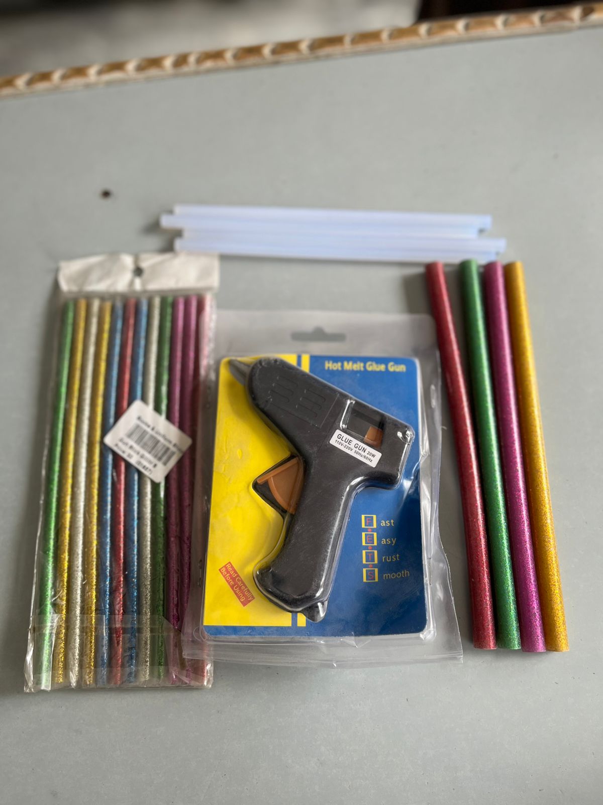 Professional Hot Melt Glue Gun & Multi-Color Glue Sticks Kit