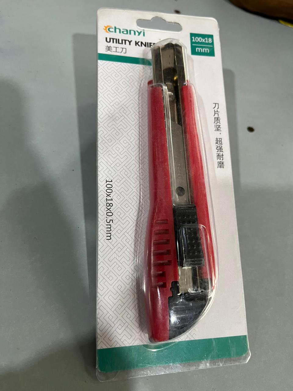 Chanyi Heavy-Duty Retractable Utility Knife – 100 * 18 mm